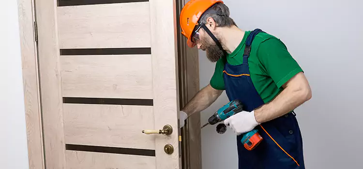 Replace Internal Door Handle with Lock Egypt Lake-Leto